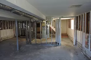 5653 W Leland Ave, Chicago, IL 60630 - Photo 16