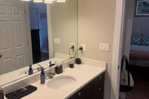 3704 N Janssen Ave, Chicago, IL 60613 - Photo 16