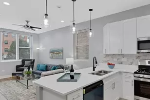 4157 S Prairie Ave, Chicago, IL 60653 - Photo 8