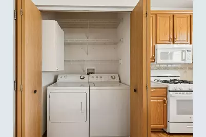 647 S Cadillac Circle, Romeoville, IL 60446 - Photo 18