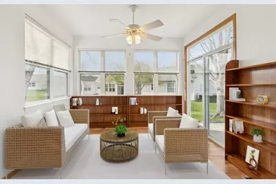 647 S Cadillac Circle, Romeoville, IL 60446 - Photo 10