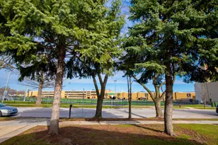 9342 Austin Ave, Oak Lawn, IL 60453 - Photo 4