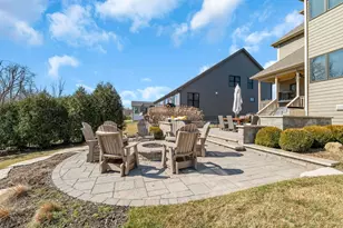 81 Landon Cir, Wheaton, IL 60189 - Photo 68