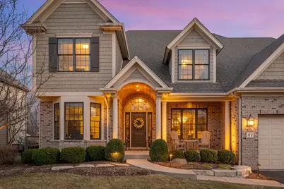 81 Landon Circle, Wheaton, IL 60189 - Photo 2