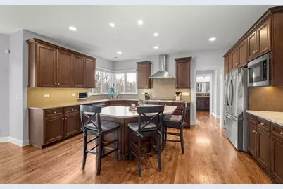 81 Landon Circle, Wheaton, IL 60189 - Photo 18