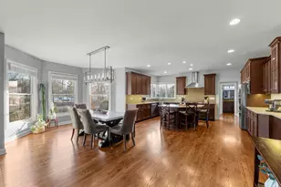 81 Landon Cir, Wheaton, IL 60189 - Photo 16