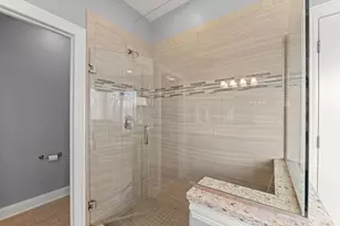 81 Landon Cir, Wheaton, IL 60189 - Photo 36