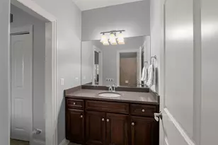 81 Landon Cir, Wheaton, IL 60189 - Photo 40