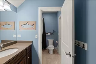 81 Landon Cir, Wheaton, IL 60189 - Photo 38