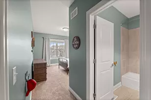 81 Landon Cir, Wheaton, IL 60189 - Photo 42