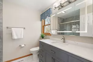 227 Lincoln St, Schaumburg, IL 60194 - Photo 24