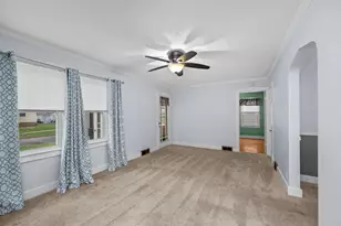 2525 29th St, Rock Island, IL 61201 - Photo 4