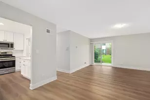 7360 Fairview Ave, Downers Grove, IL 60516 - Photo 6