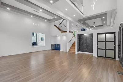 9100 Kenton Avenue, Skokie, IL 60076 - Photo 16