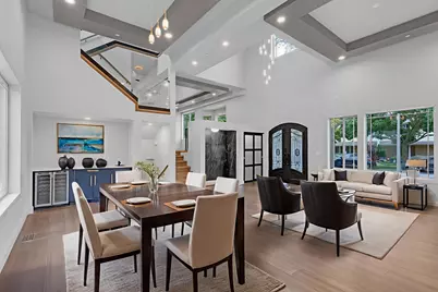 9100 Kenton Avenue, Skokie, IL 60076 - Photo 6