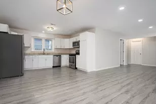 9359 Ridgeland Ave, Oak Lawn, IL 60453 - Photo 6