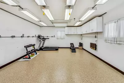 705 N County Line Road, Hinsdale, IL 60521 - Photo 32