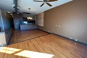 26 E Downer Pl, Aurora, IL 60505 - Photo 10