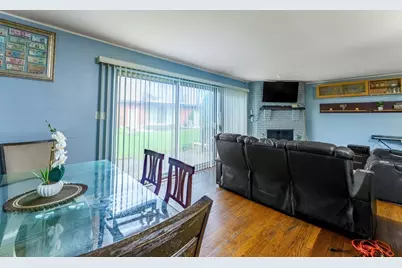 11 Cour Caravelle #11, Palos Hills, IL 60465 - Photo 4