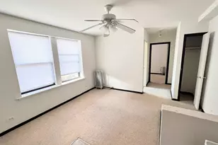 3933 N Clarendon Ave, Chicago, IL 60613 - Photo 10