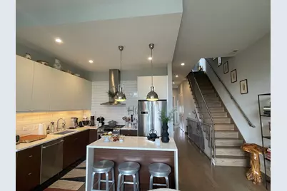 2848 N Damen Avenue #3, Chicago, IL 60618 - Photo 2