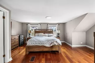 5904 W Berenice Ave, Chicago, IL 60634 - Photo 16