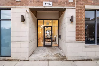 4755 N Washtenaw Avenue #305, Chicago, IL 60625 - Photo 2