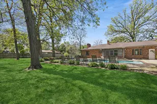 667 N Lake St, Grayslake, IL 60030 - Photo 20