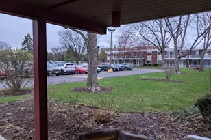 [Address not provided], Wheeling, IL 60090 - Photo 4