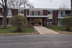 [Address not provided], Wheeling, IL 60090 - Photo 1