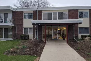 [Address not provided], Wheeling, IL 60090 - Photo 1