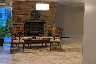 [Address not provided], Wheeling, IL 60090 - Photo 2