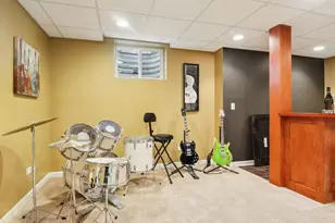 2415 Wembley Ct, Gurnee, IL 60031 - Photo 52