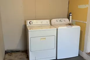 905 E North St, Pontiac, IL 61764 - Photo 4