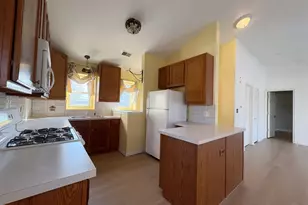 2611 Cedar Glade Dr, Naperville, IL 60564 - Photo 14