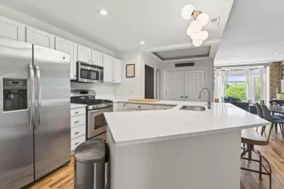 1245 W George Street #301, Chicago, IL 60657 - Photo 12