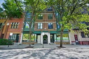 1245 W George St, Chicago, IL 60657 - Photo 1