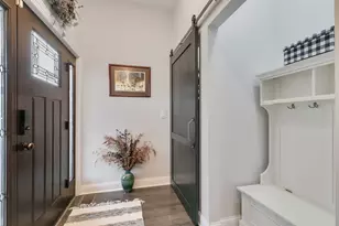 3239 Wesley Ave, Berwyn, IL 60402 - Photo 2