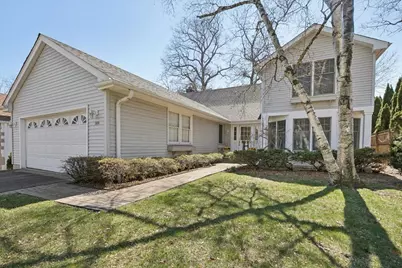 209 E Washington Avenue, Lake Bluff, IL 60044 - Photo 2