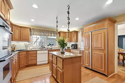 209 E Washington Avenue, Lake Bluff, IL 60044 - Photo 8