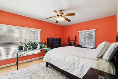 209 E Washington Avenue, Lake Bluff, IL 60044 - Photo 18