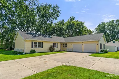 476 Lasalle Drive, Lake Holiday, IL 60552 - Photo 1