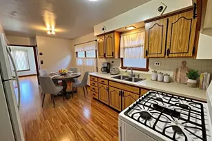 7416 W 63rd Pl, Summit, IL 60501 - Photo 6