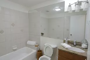 1223 E 52nd St, Chicago, IL 60615 - Photo 14