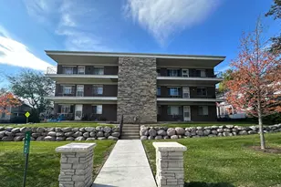 222 S Tryon St, Woodstock, IL 60098 - Photo 1