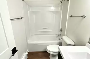 222 S Tryon St, Woodstock, IL 60098 - Photo 12