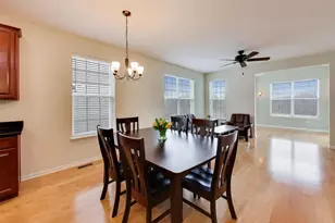 1824 Alta Dr, Volo, IL 60020 - Photo 8