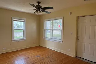 2824 School St, Rockford, IL 61101 - Photo 8