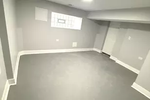 8219 S Honore St, Chicago, IL 60620 - Photo 32