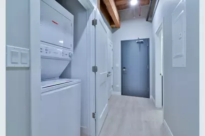 11 E Illinois Street #304, Chicago, IL 60611 - Photo 8